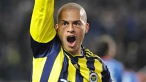 F­e­n­e­r­b­a­h­ç­e­ ­Y­e­n­i­ ­B­i­r­ ­R­e­k­o­r­ ­P­e­ş­i­n­d­e­